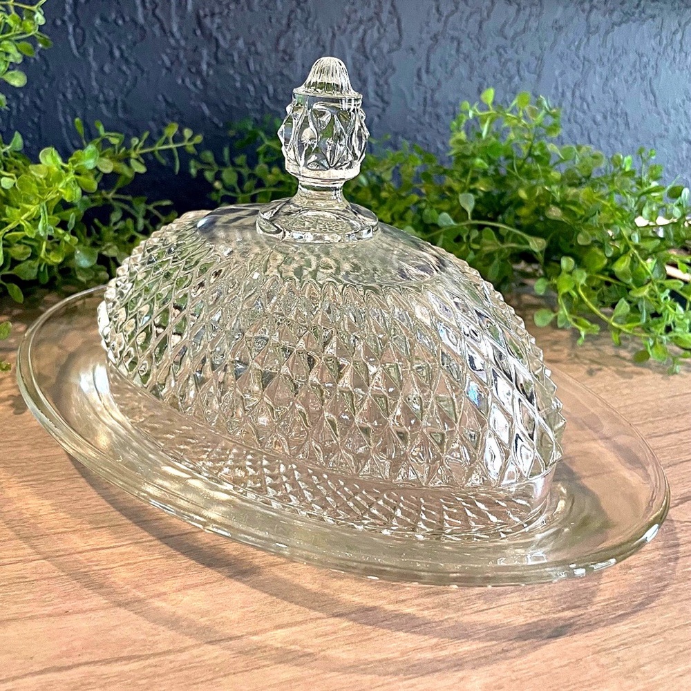 ✨Vintage Indiana Glass Company Diamond Point Clear Oval Covered Butter Dish